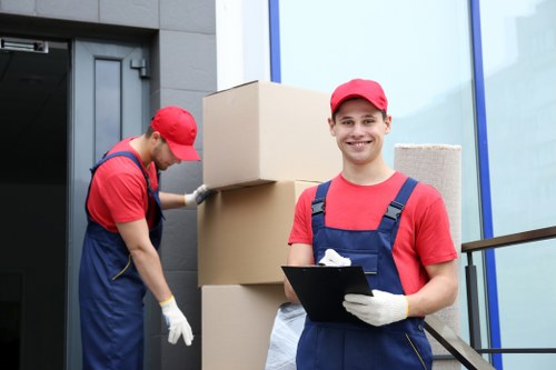 Packing service for a home move in Lee
