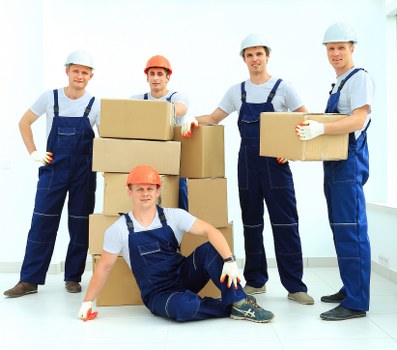 Residential removals support for flats and houses in Lee