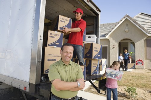 Moving day preparation checklist for customers in Lee
